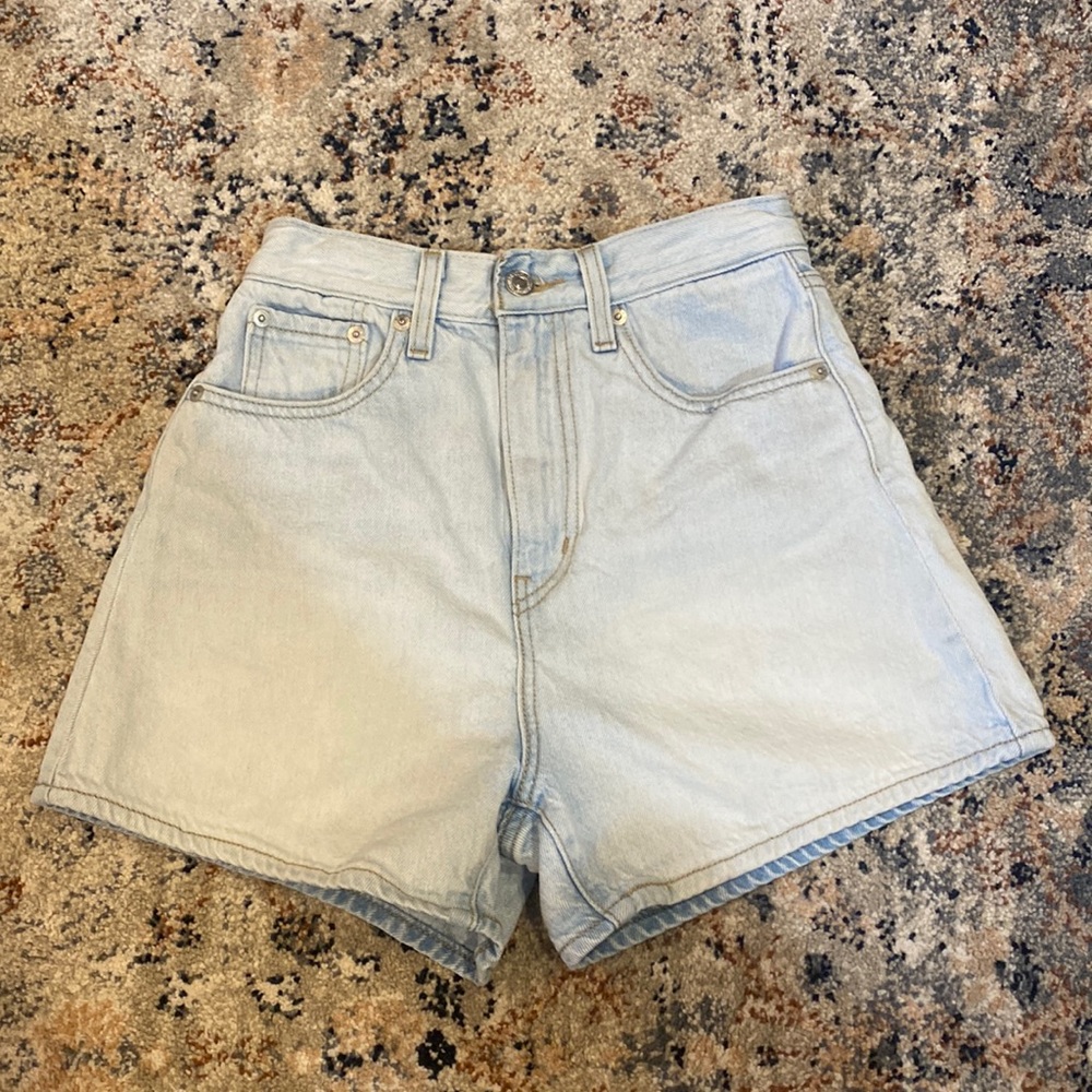 Levi Strauss & Co.Lightly worn.High waisted denim shorts, super cute for summer!